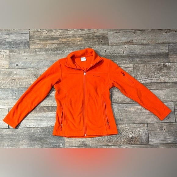Columbia Jackets & Blazers - Columbia fleece jacket​​